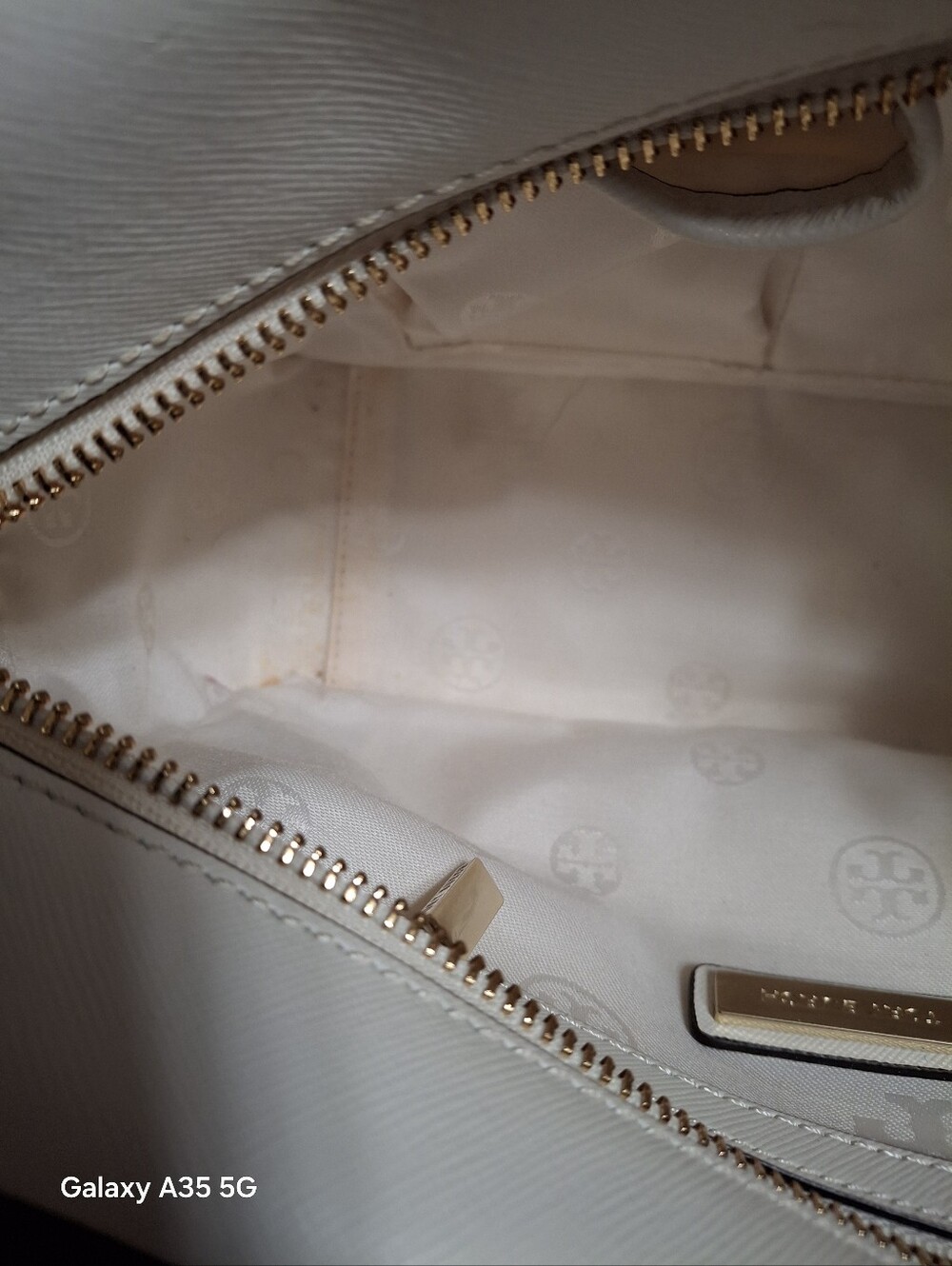 Tory Burch Mini Square Robinson satchel bag in Ivory 9.5x6x4 - Picture 10 of 15